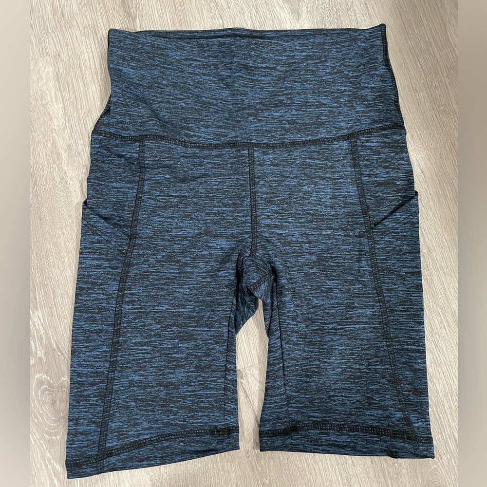 Bermuda Shorts with Pockets - High Waisted